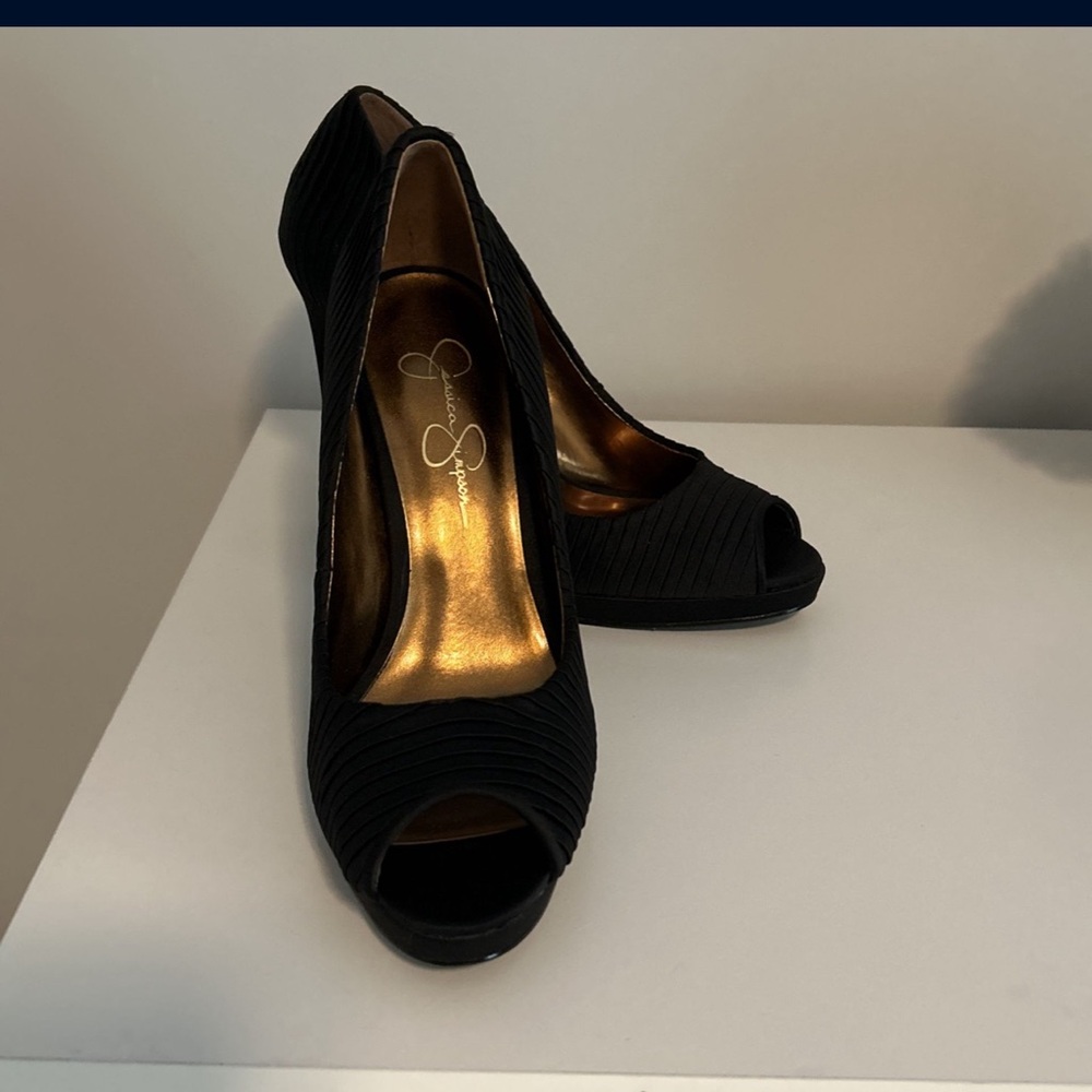Black formal heels